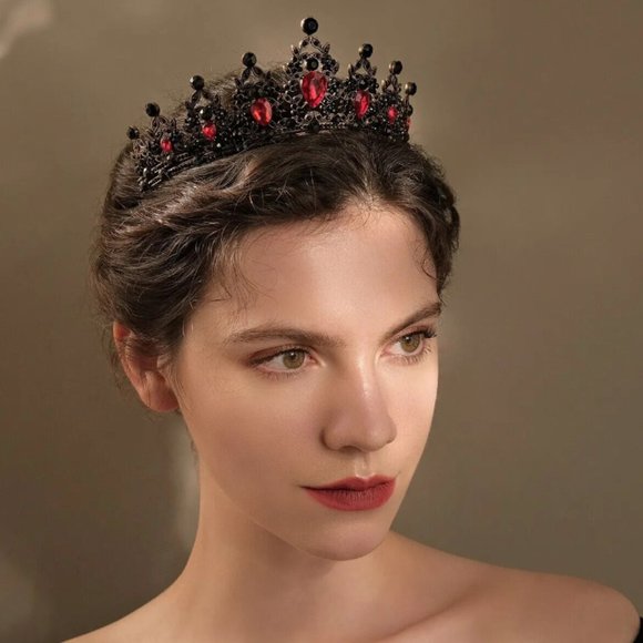 Black and Red Crown, Halloween Crown, Goth Bride, Goth Wedding, Costume - Picture 2 of 7